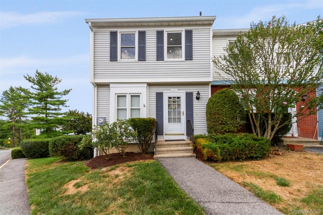 1001 Williamsburg Drive, Mahopac