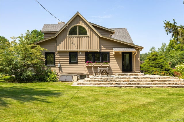 31 Blueberry Lane, Stormville