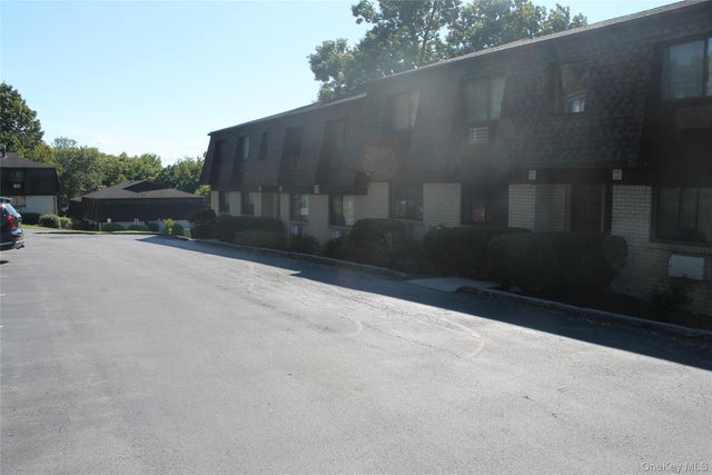 2401 Cherry Hill Drive # 2401, Poughkeepsie