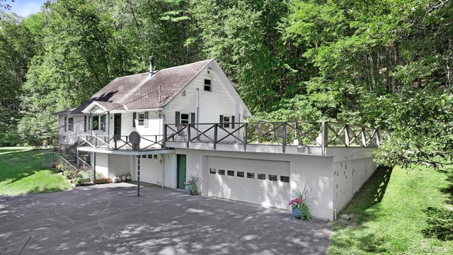 75 Kingston Avenue, Wurtsboro