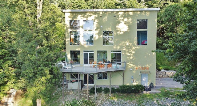 Photo of Listing #910159