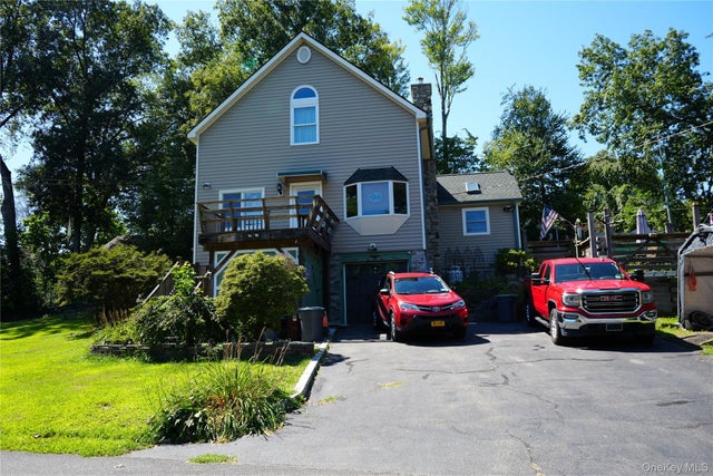 27 Spruce Street, Lake Peekskill