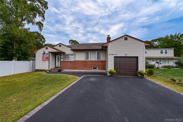 Photo of Listing #913333