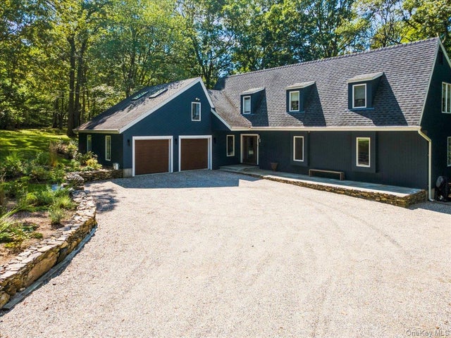 46 Ridgefield Avenue, South Salem