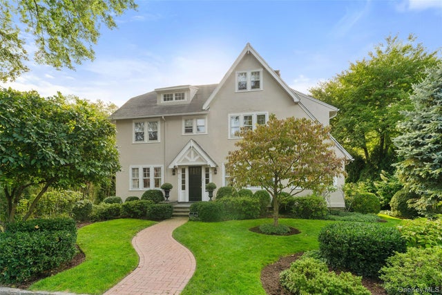 5 Greenfield Avenue, Bronxville