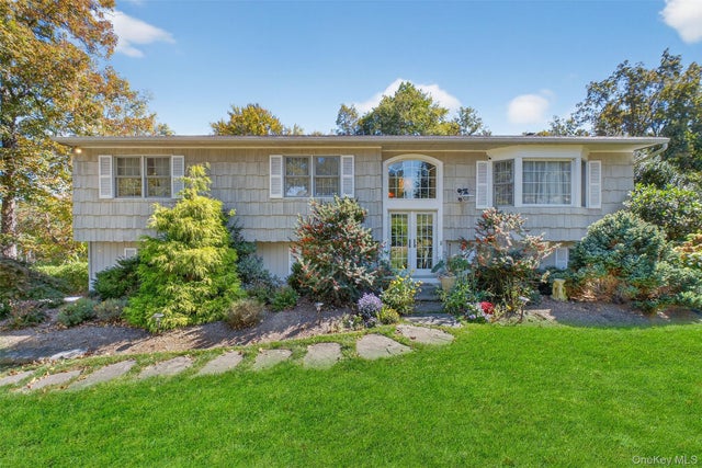 34 Farview Road, Carmel