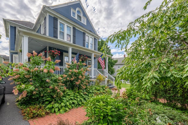 Photo of Listing #916544