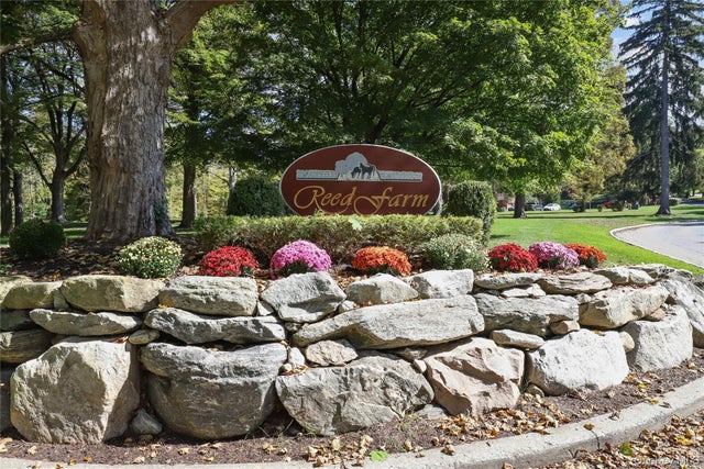 802 Orchard Hill Lane, Brewster