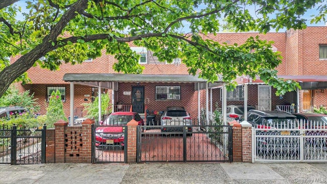 Photo of Listing #917757