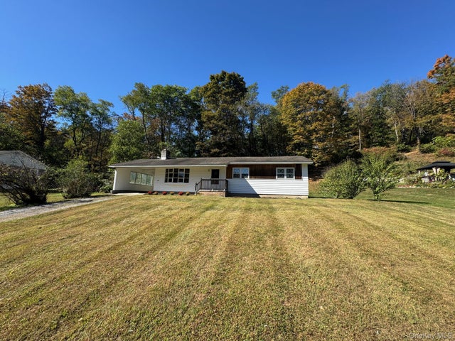 661 Traver Road, Pleasant Valley