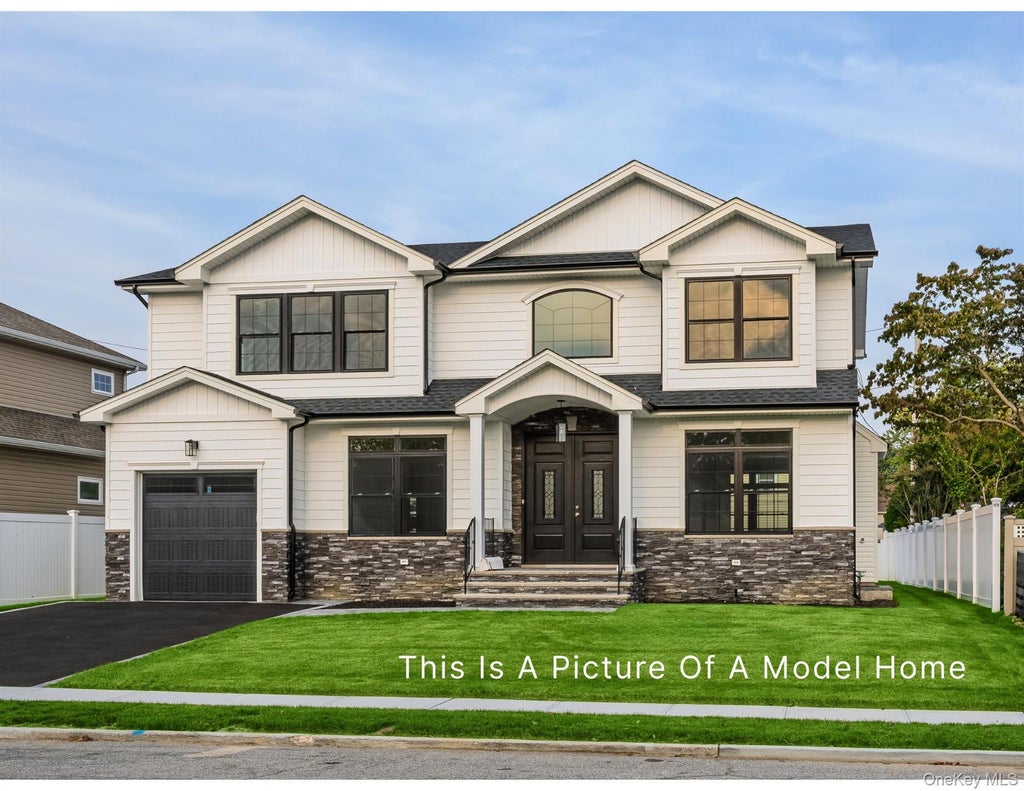 2500 1st Avenue, East Meadow