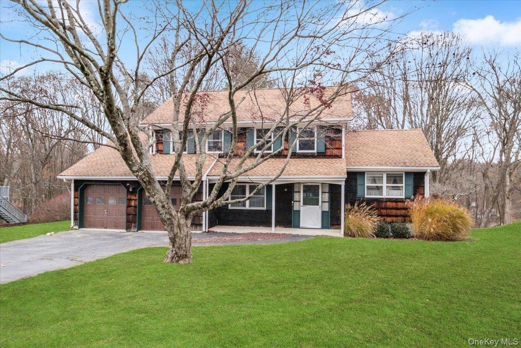 44 Mcnair Drive, Mahopac