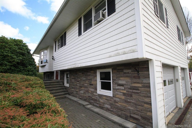 395 Mooney Hill Road, Patterson