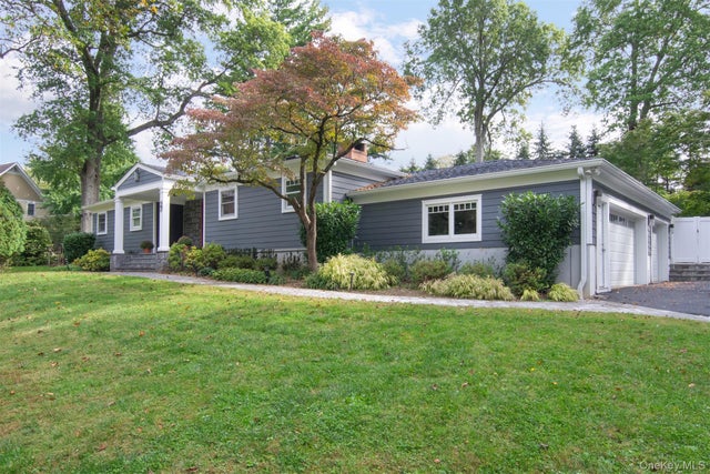 27 Hawthorne Way, Hartsdale