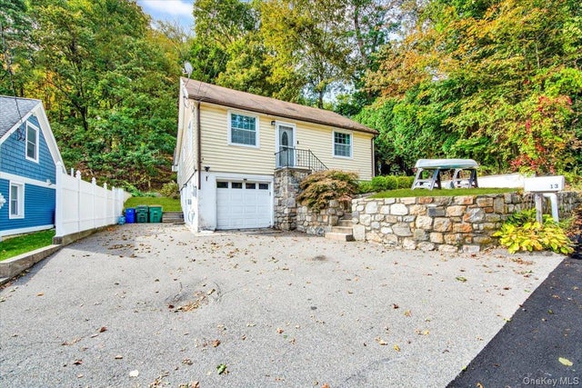 13 Sunset Hill Road, Putnam Valley