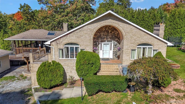 111 Sycamore Drive, Cornwall