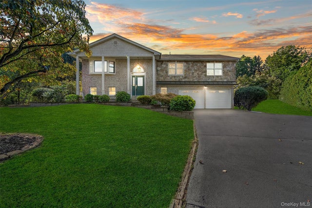 6 Bradner Drive, Warwick