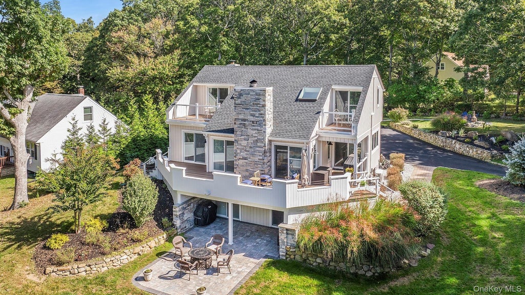 12250 Soundview Avenue, Southold