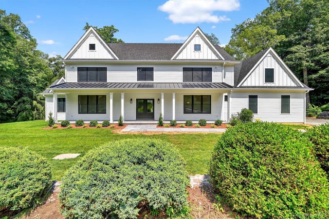 9 Flanders Lane, Cortlandt Manor