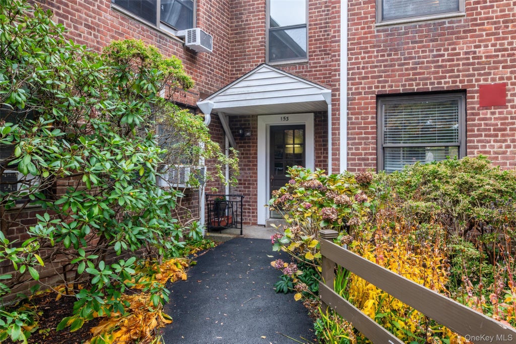 153 E Hartsdale Avenue # 1b, Hartsdale