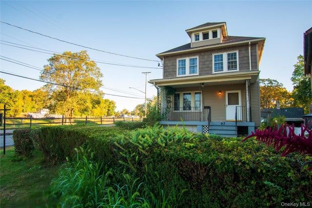 Photo of Listing #922944