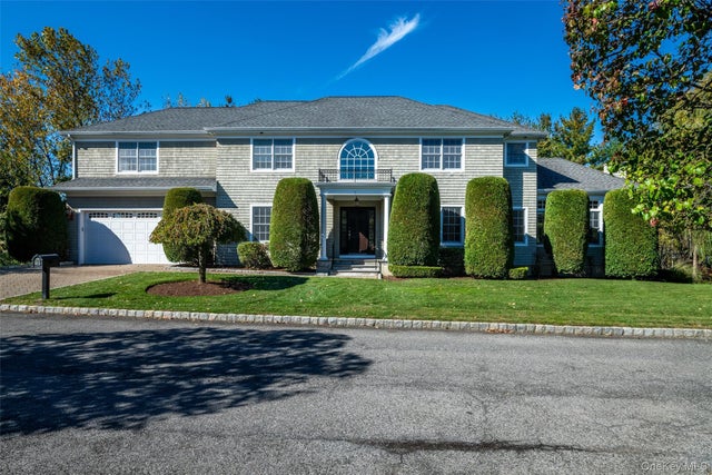 1 Mill Pond Lane, New Rochelle