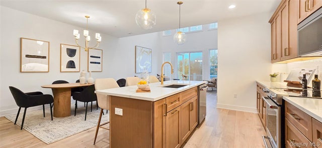 1045 Cottage Drive # 22, Carmel