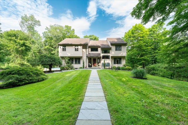 7 Dayton Drive, Somers