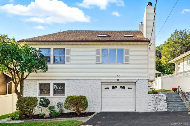 11 Church Street, White Plains