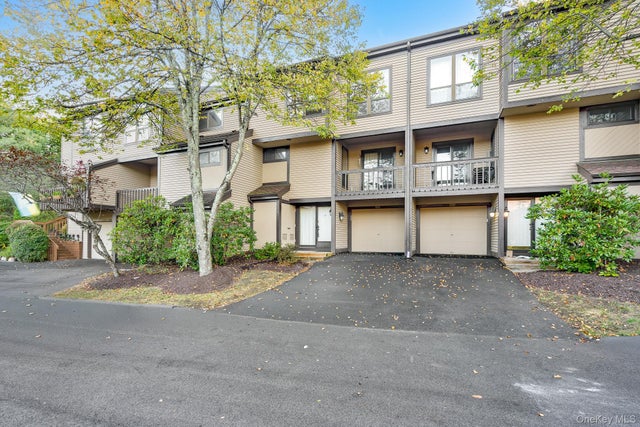 113 Antler Ridge # 113, Ossining