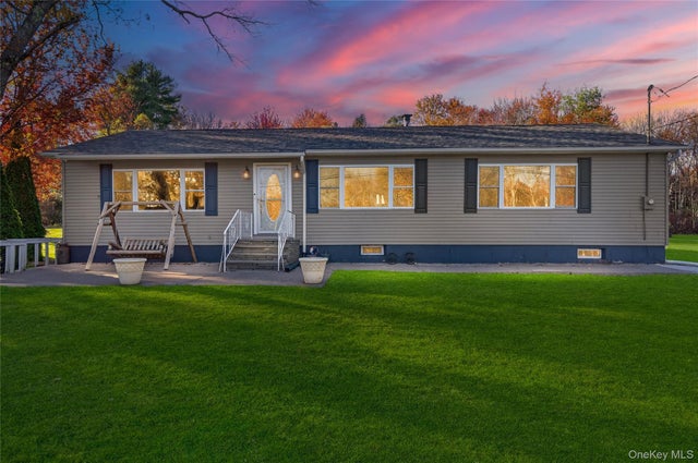 91 Meyerhoff Road, Hurleyville