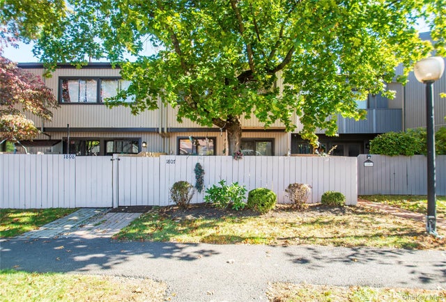 1807 Holly Walk, Poughkeepsie