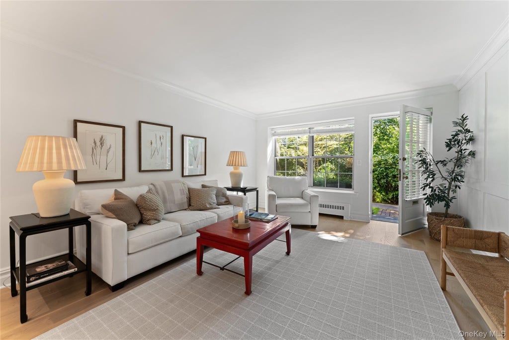 25 Alden Place # 25, Bronxville