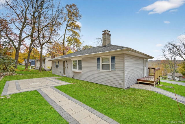 39 West Avenue, Putnam Valley