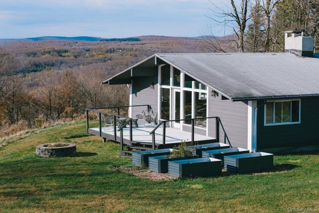 13 N Pond Drive, Parksville