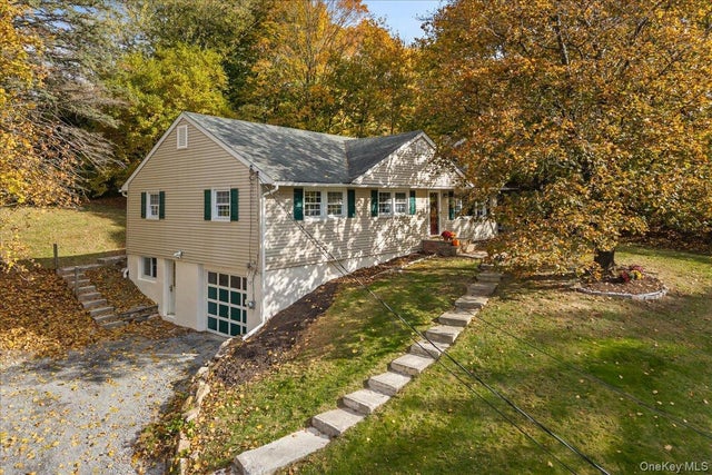 5 Highland Avenue, Warwick