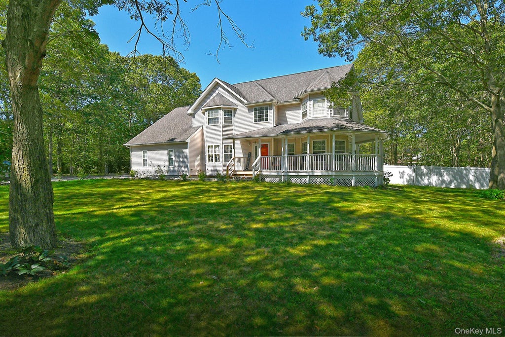 187 Robinson Avenue, Medford