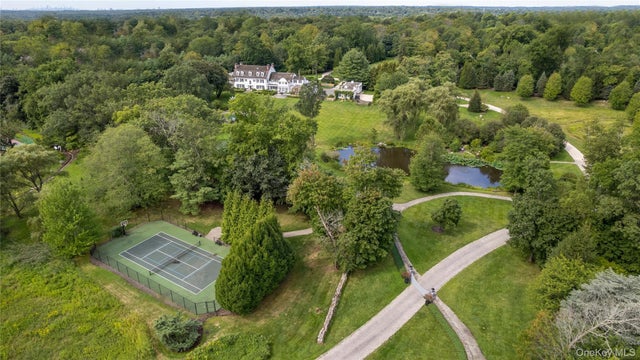 10 Meadow Lane, Purchase