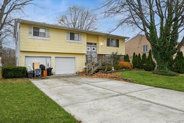 Photo of Listing #930928