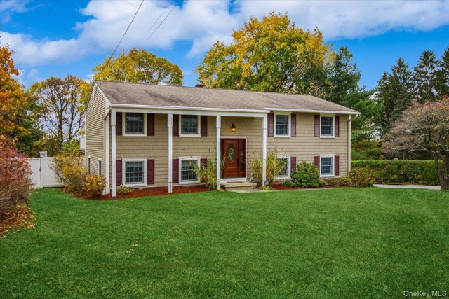 48 Overlook Drive, Mahopac