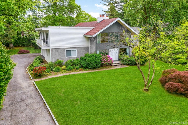 161 Morris Lane S, Scarsdale