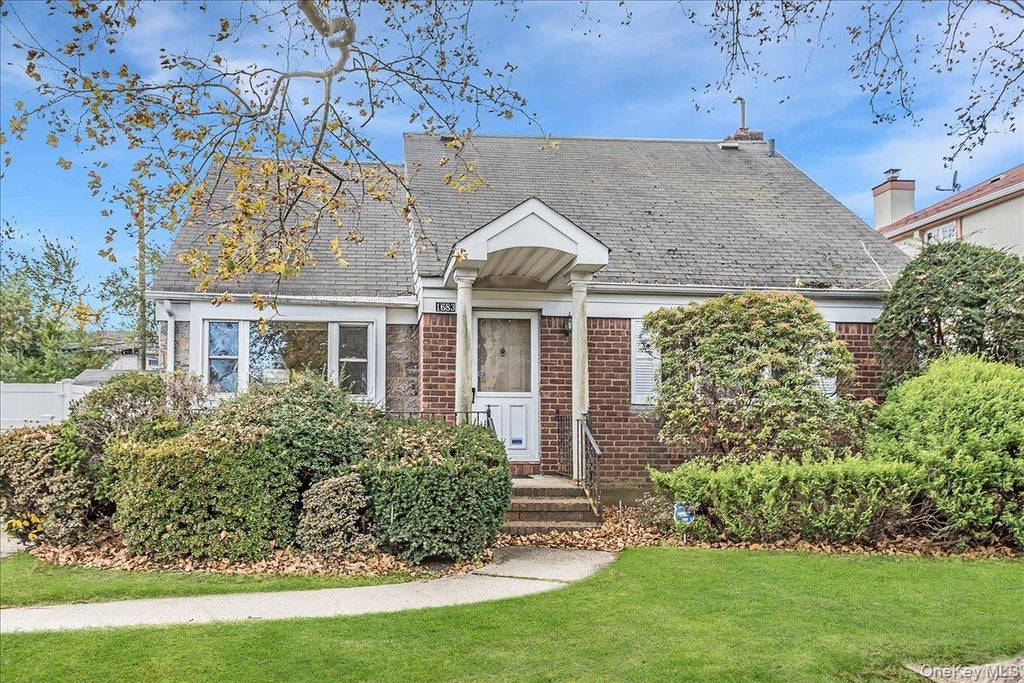 1683 Stewart Avenue, New Hyde Park