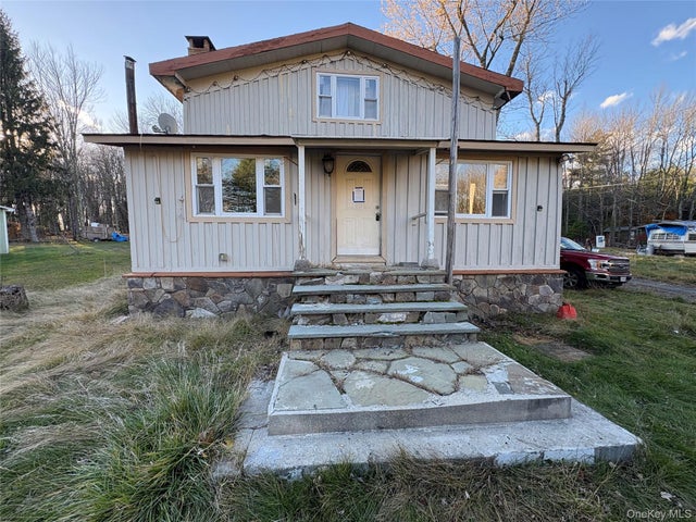 85 Foster Road, Bethel