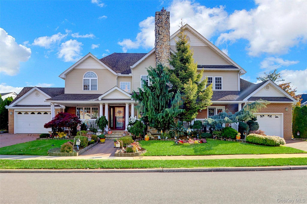 807 Cypress Drive, Franklin Square