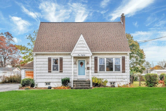 Photo of Listing #933971