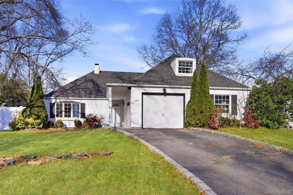 231 Sunflower Lane, Islandia