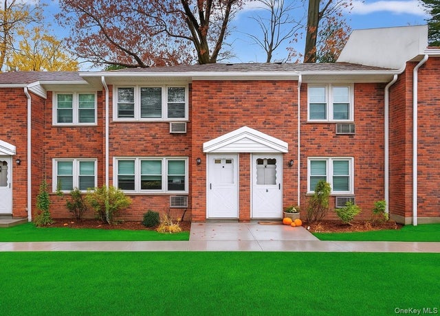 2710 South Road # B5, Poughkeepsie