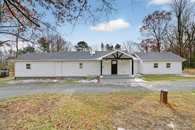 16 Nightingale Trail E, Wurtsboro