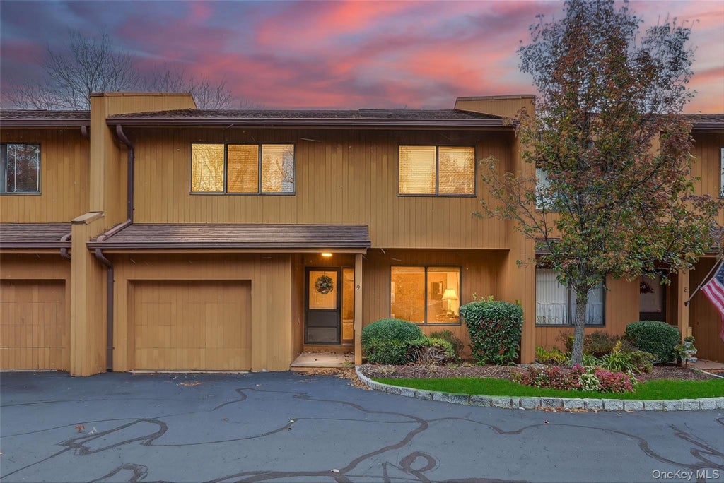 200 California Road # 9, Bronxville