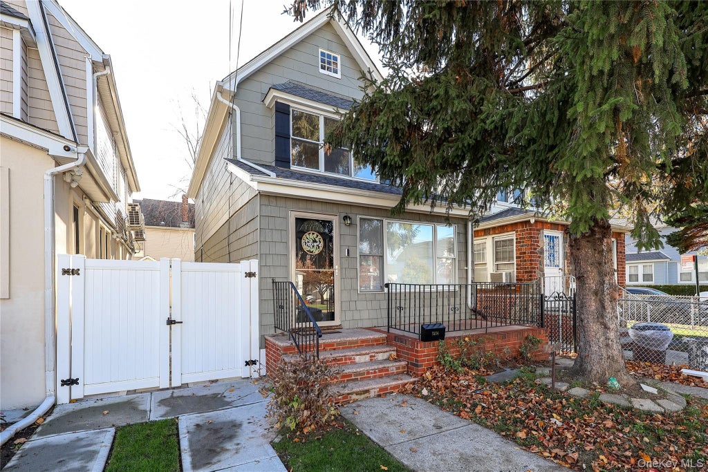 72-04 Manse Street, Forest Hills